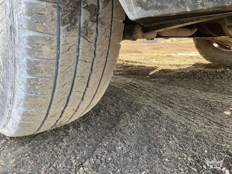 2016-ford-transit-image-34