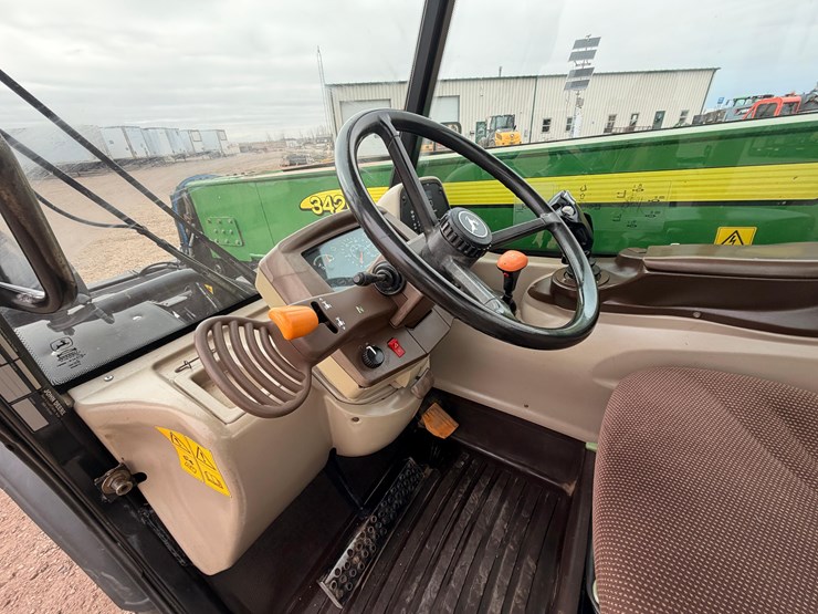 2006-john-deere-3420-image-30