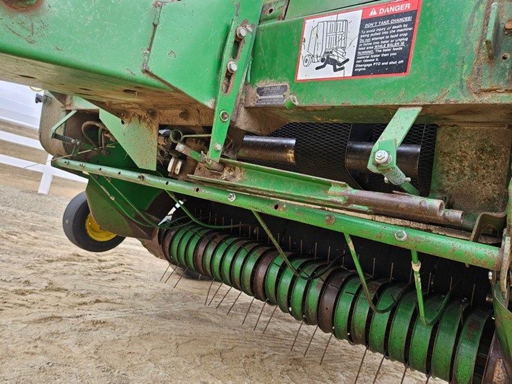 john-deere-535-image-34