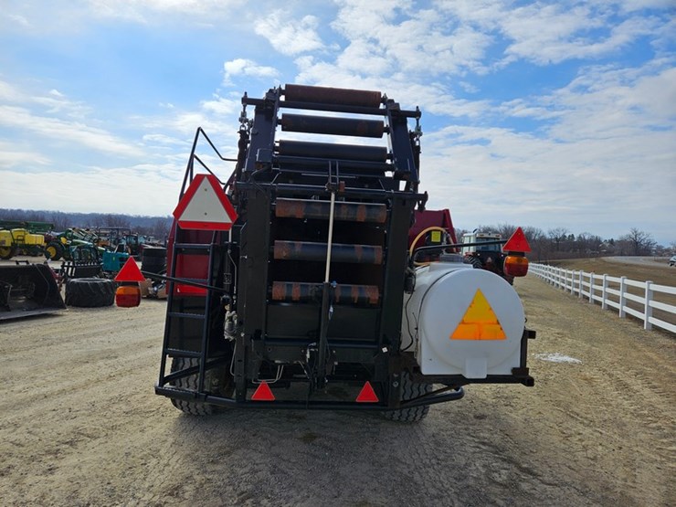 new-holland-bb940a-image-4