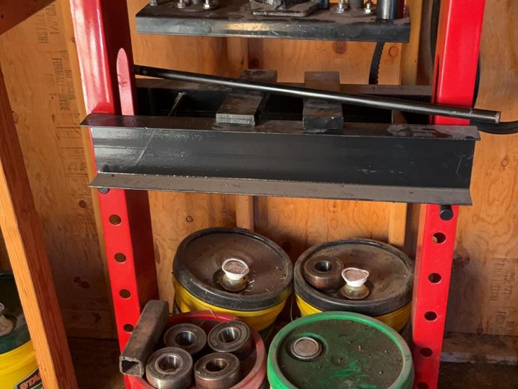 #263-•-20-ton-shop-press-image-2