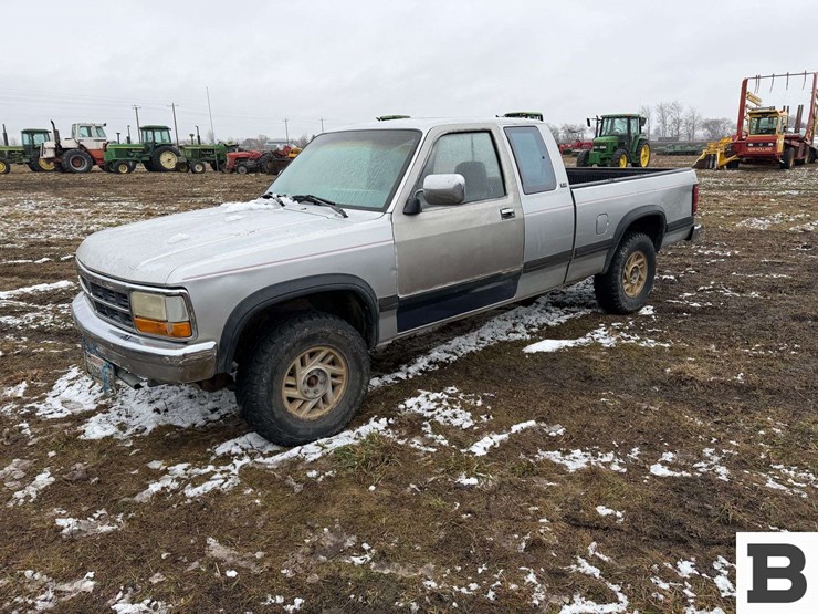 1993-dodge-dakota-image-1