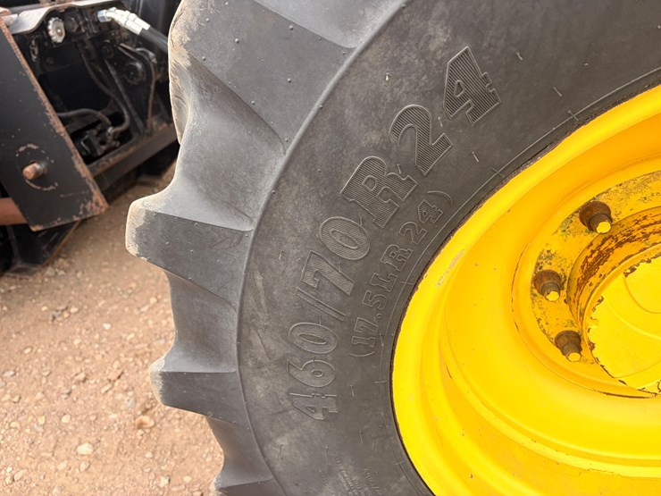 2006-john-deere-3420-image-44