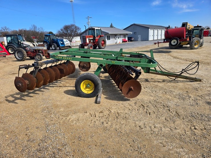 john-deere-111-image-6