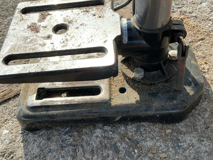 #269-•-central-machinery-5-speed-bench-drill-press-image-9