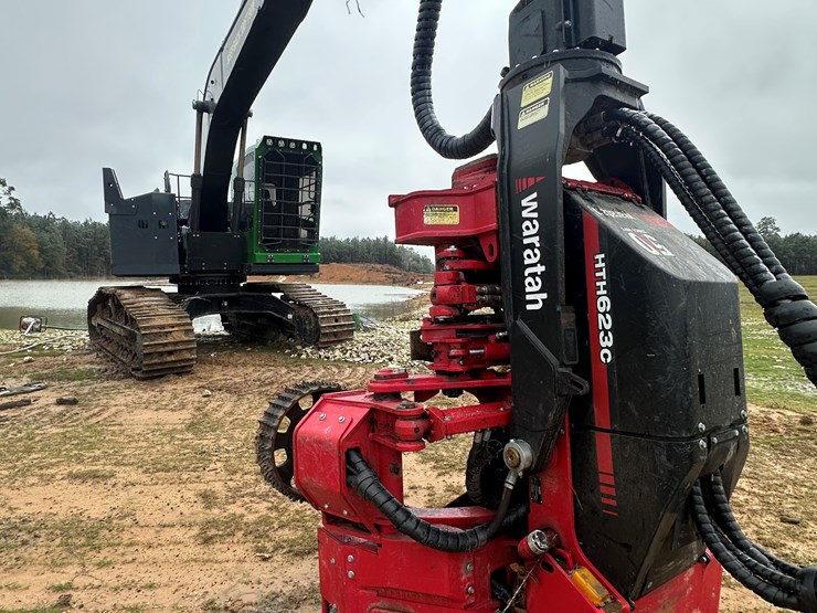 2025-deere-2654g-image-3