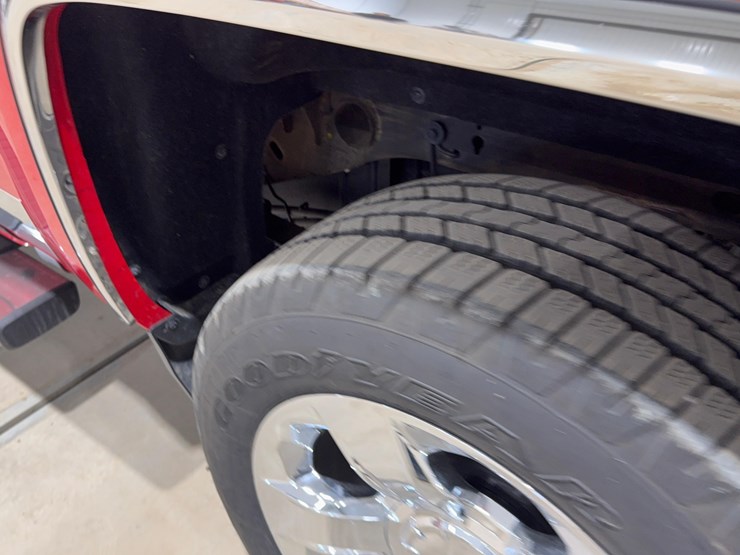 2018-chevrolet-silverado-1500-ltz-image-15