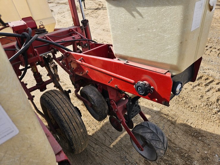 international-30-image-23