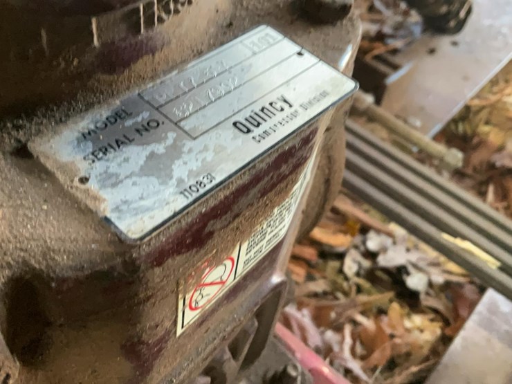 #229-•-quincy-air-compressor-image-6