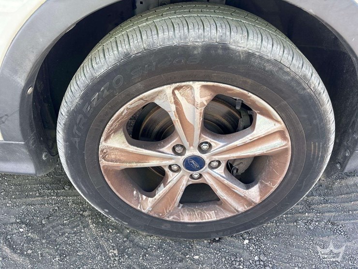 2016-ford-escape-image-29