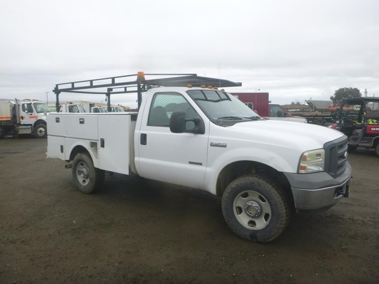 2005-ford-f350-image-2