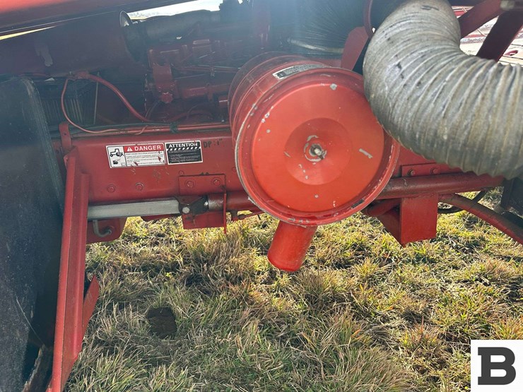 new-holland-1095-image-25