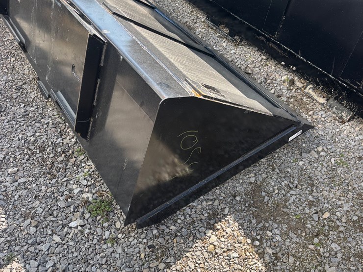 #1054-•-78-in.-bucket-with-single-blade-image-5