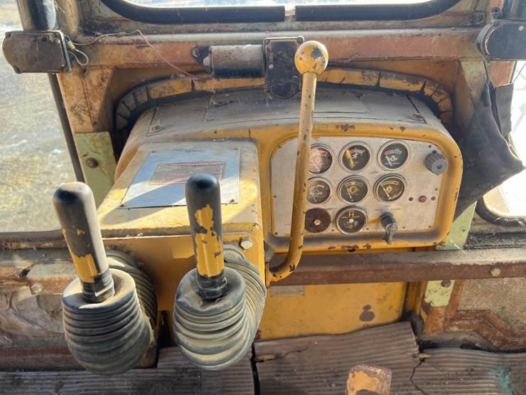 caterpillar-d8h-image-28