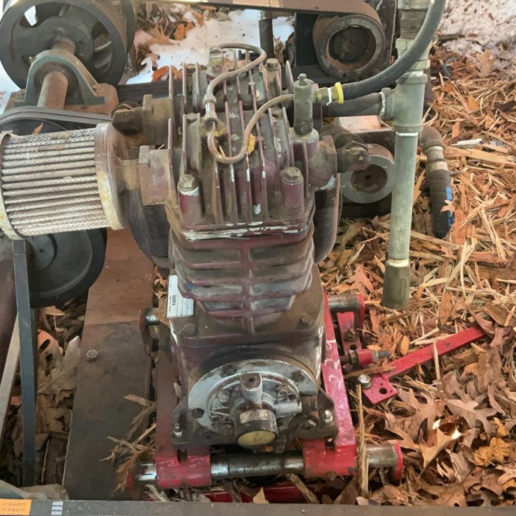 #229 • Quincy Air Compressor