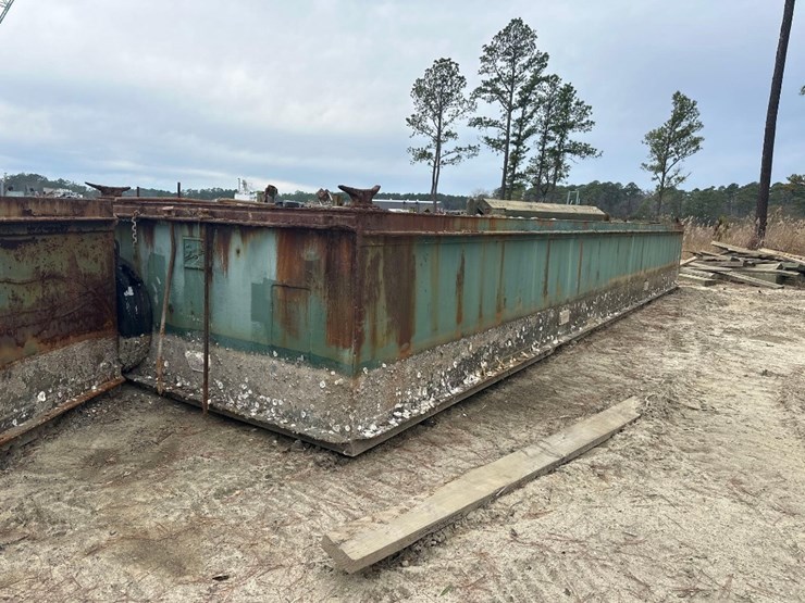 shugart-10x40-sectional-barge-image-1