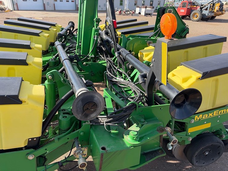 john-deere-1760-image-27