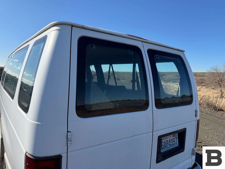 1995-ford-econoline-350-image-18