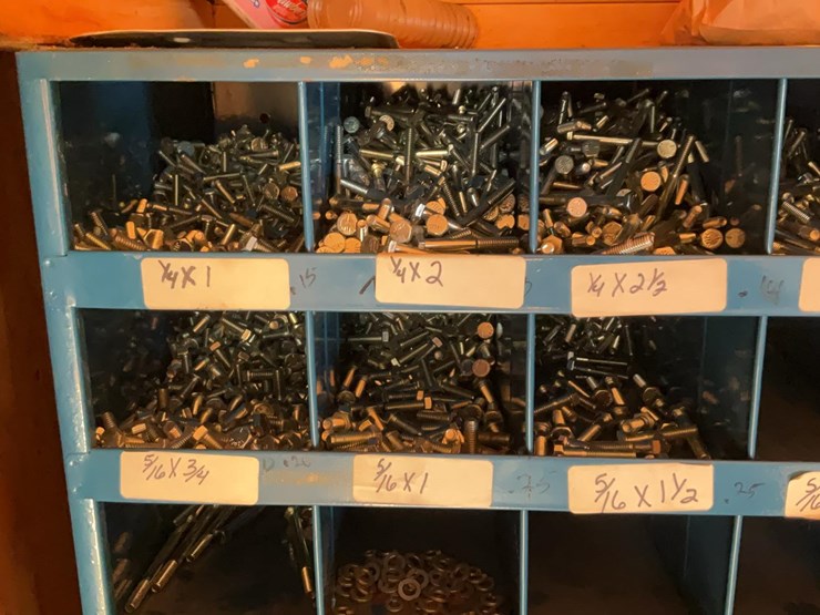 #264-•-bolt-bin-with-bolts-image-3