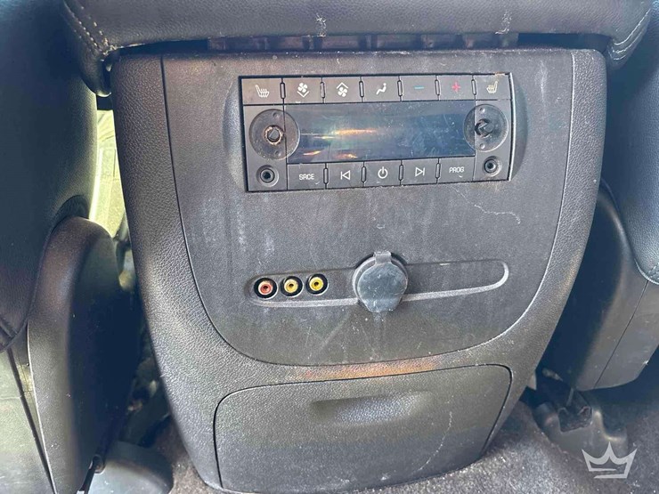 2014-gmc-yukon-image-24