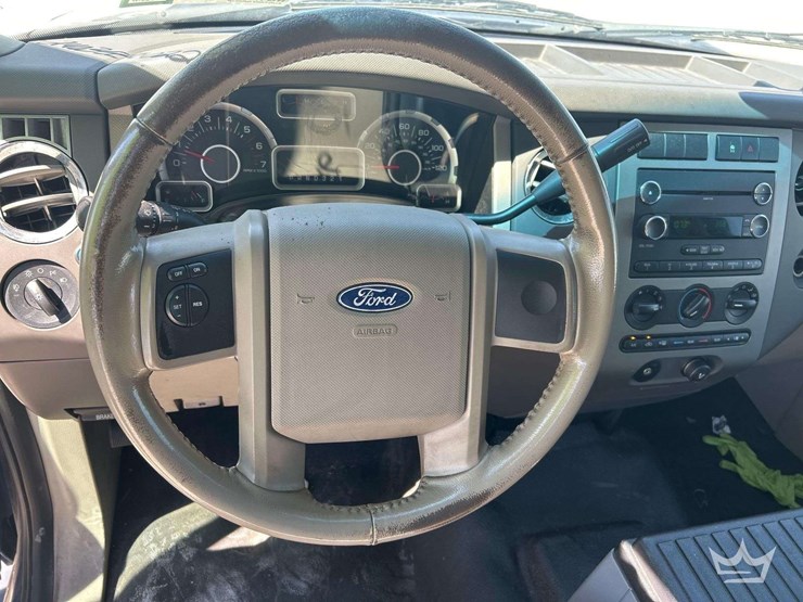 2008-ford-expedition-image-13