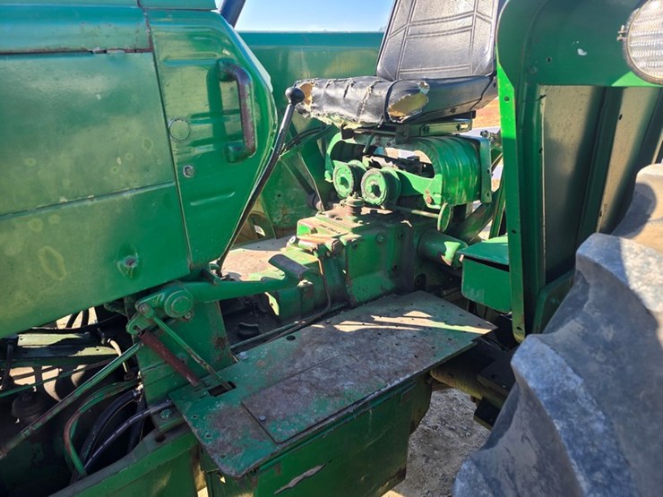 oliver-1600-image-14