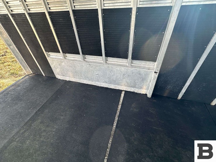 1995-charmac-livestock-trailer-image-22