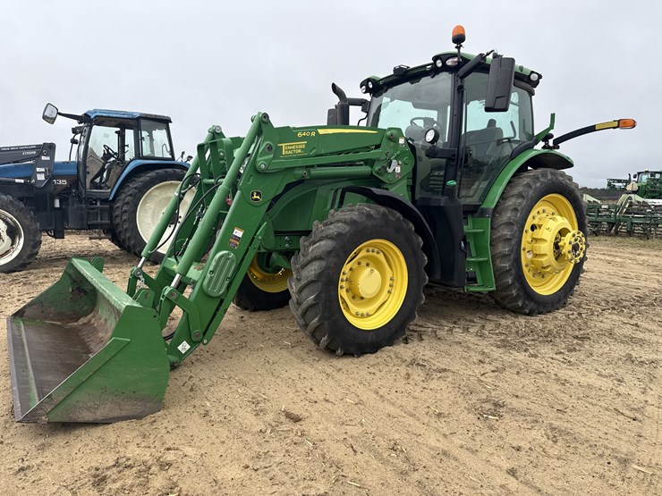 2016-john-deere-6155r-image-1