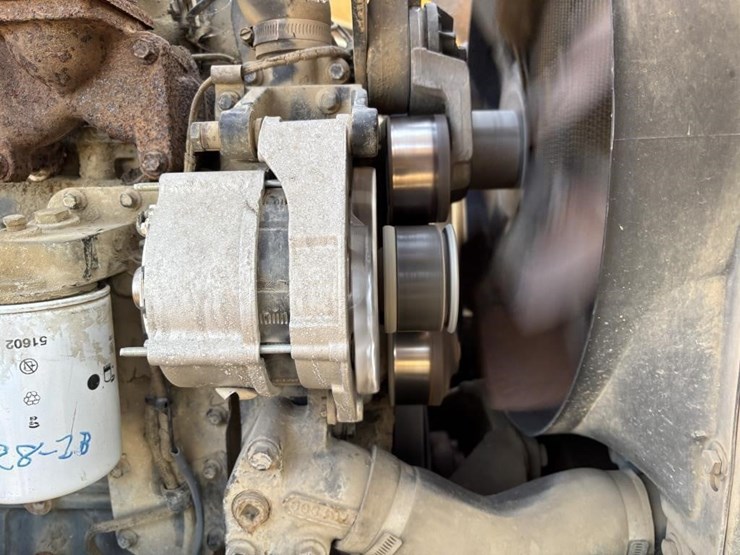 case-570l-xt-image-57