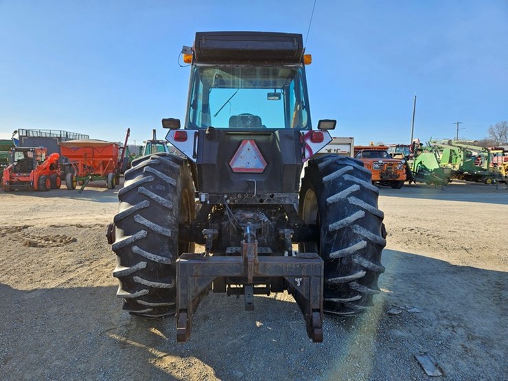 case-ih-2594-image-4