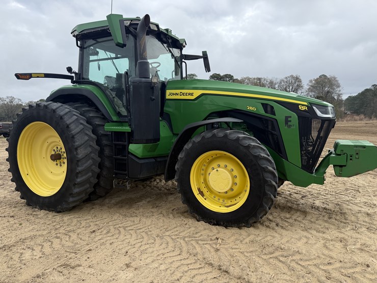 2020-john-deere-2020-image-3