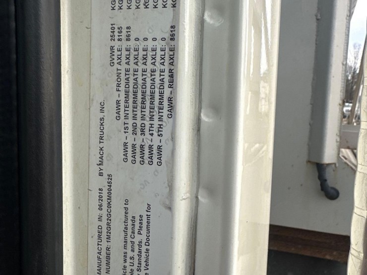 2019-mack-gr64b-quad/a-dump-truck-image-18