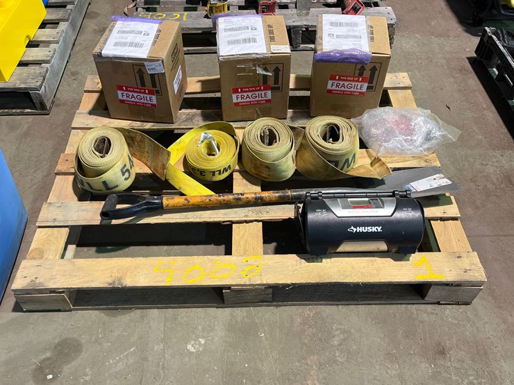 #4002-•-misc-lot-of-assorted-items-image-1