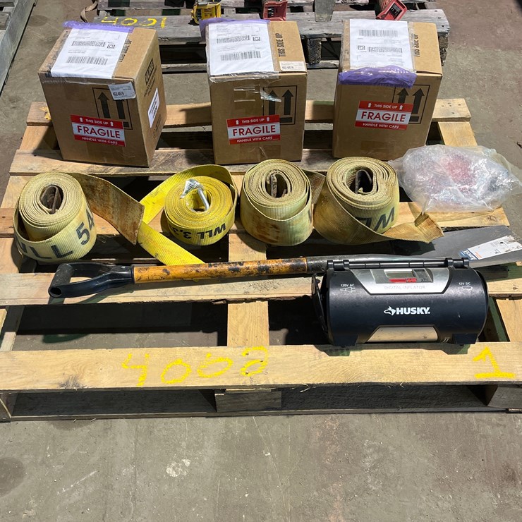 #4002 • MISC LOT OF ASSORTED ITEMS