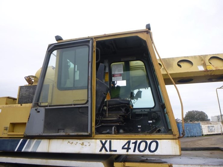 1996-gradall-xl4100-image-38