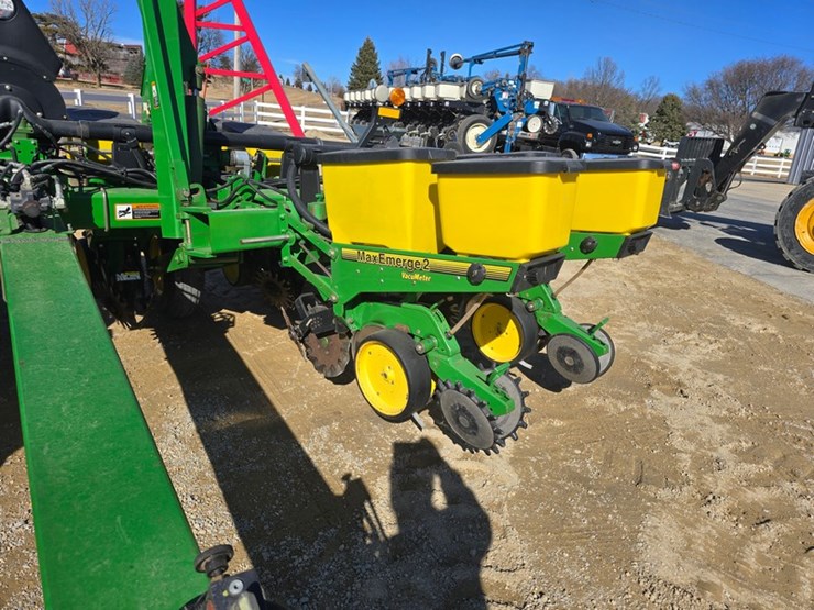 john-deere-1760-image-10