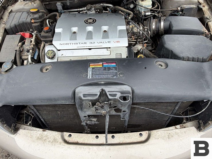 2001-cadillac-deville-sedan-image-25