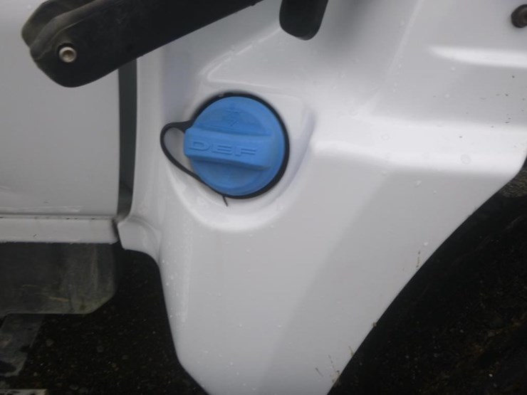 2019-chevrolet-6500-image-16