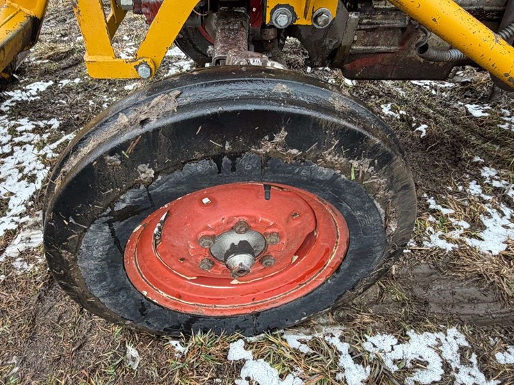 massey-ferguson-65-image-12