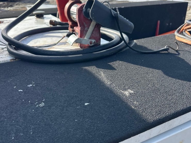 2018-chevrolet-3500hd-image-16