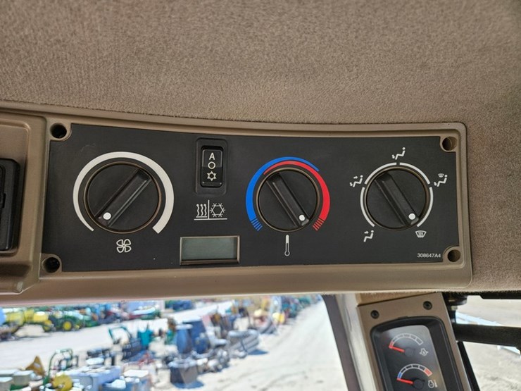 case-ih-375-image-39