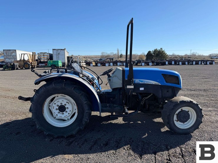 new-holland-t4030f-image-7