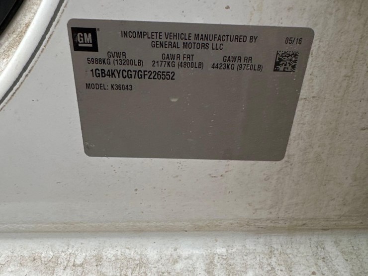 2016-chevrolet-3500hd-image-8