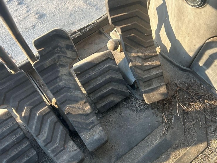 2016-volvo-ecr235el-image-34