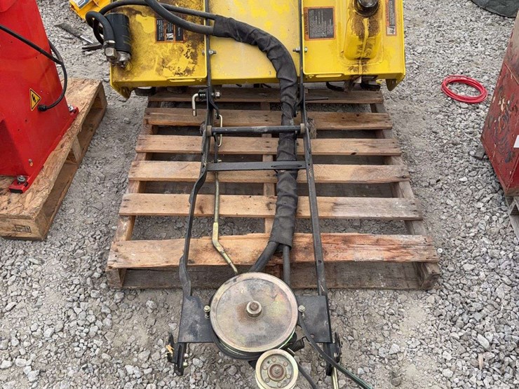 john-deere-42-image-1