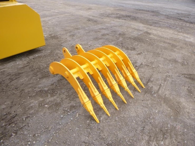 caterpillar-305-image-2