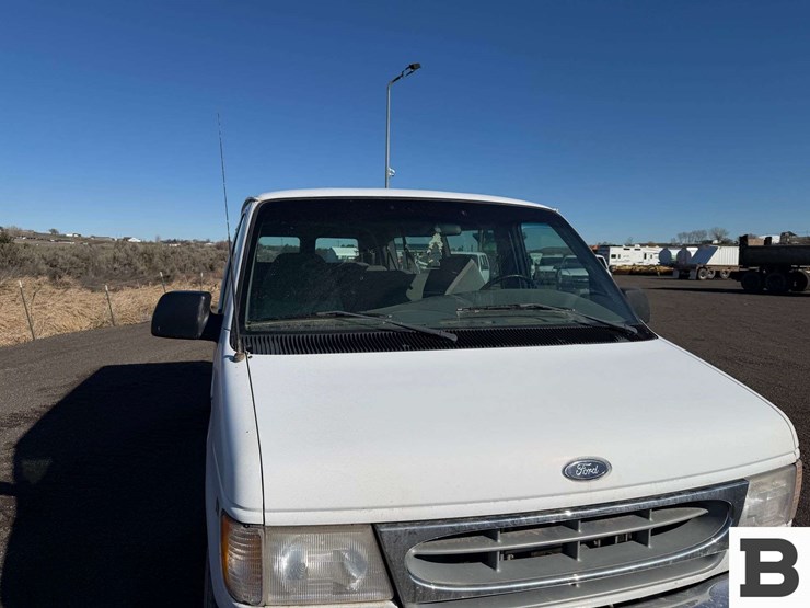 1999-ford-econoline-350-image-9