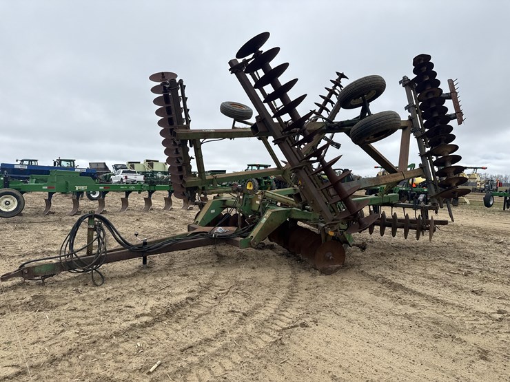 john-deere-630-image-2