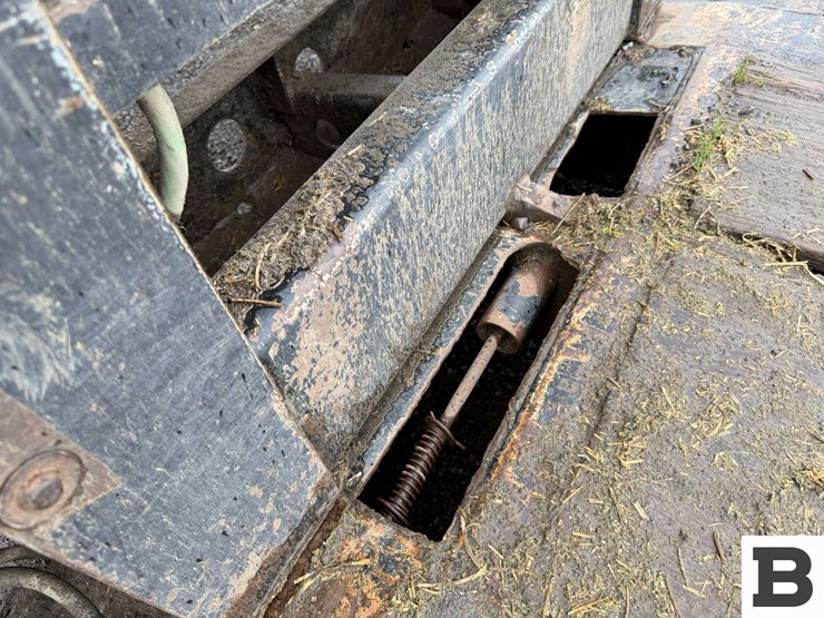 2005-fontaine-low-bed-trailer-image-17