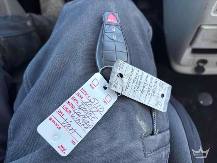 2012-dodge-grand-caravan-image-29